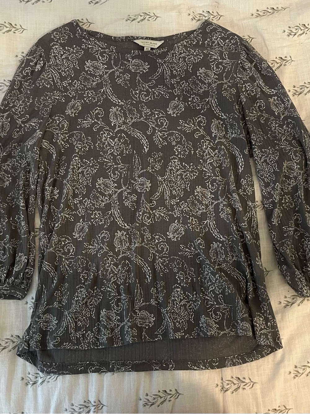 Lucky Brand Gray Floral Long Sleeve Tee